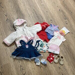 Baby girl clothes bundle Size New born